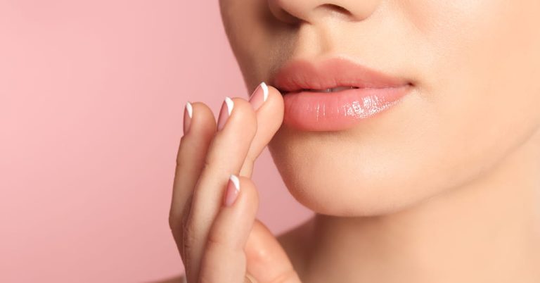 10 Langkah Harian untuk Bibir Sehat dan Lembap