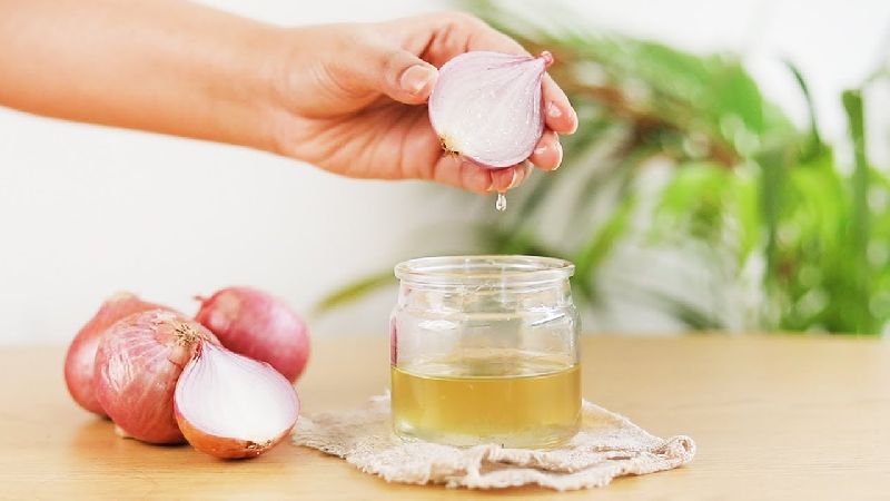 5 Resep Hair Tonic Alami Buatan Sendiri