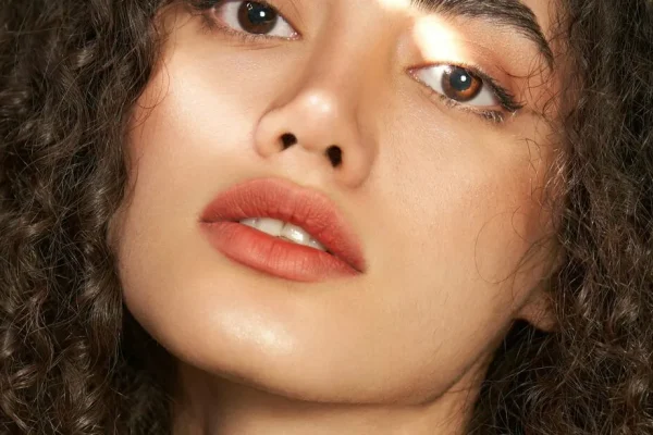 5 Tips Menjaga Bibir Tetap Cerah Walau Sering Kena Sinar Matahari 5 Tips Menjaga Bibir Tetap Cerah Walau Sering Kena Sinar Matahari
